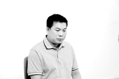 許成接受組織調(diào)查。南紀(jì) 攝