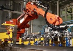 ABB機(jī)器人泡水進(jìn)水維修