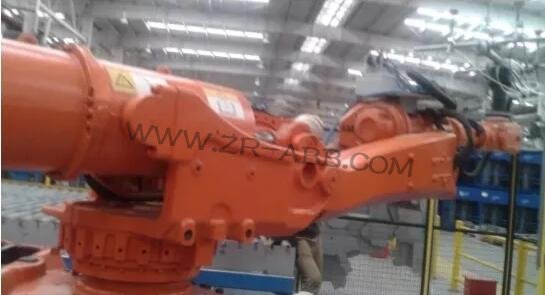 ABB機(jī)器人更換各軸潤滑油保養(yǎng)