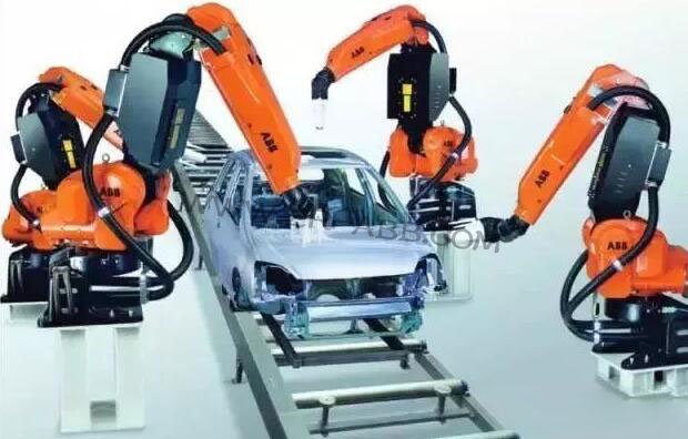 噴涂機器人和噴涂設(shè)備各自的優(yōu)缺點