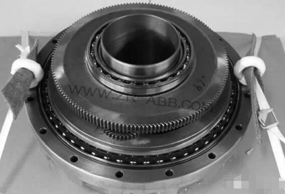 ABB機(jī)器人IRB6640更換減速機(jī)的步驟