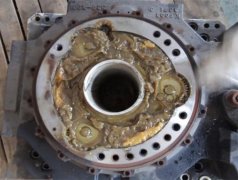 FANUC發(fā)那科機(jī)器人減速機(jī)輸出漏油維修